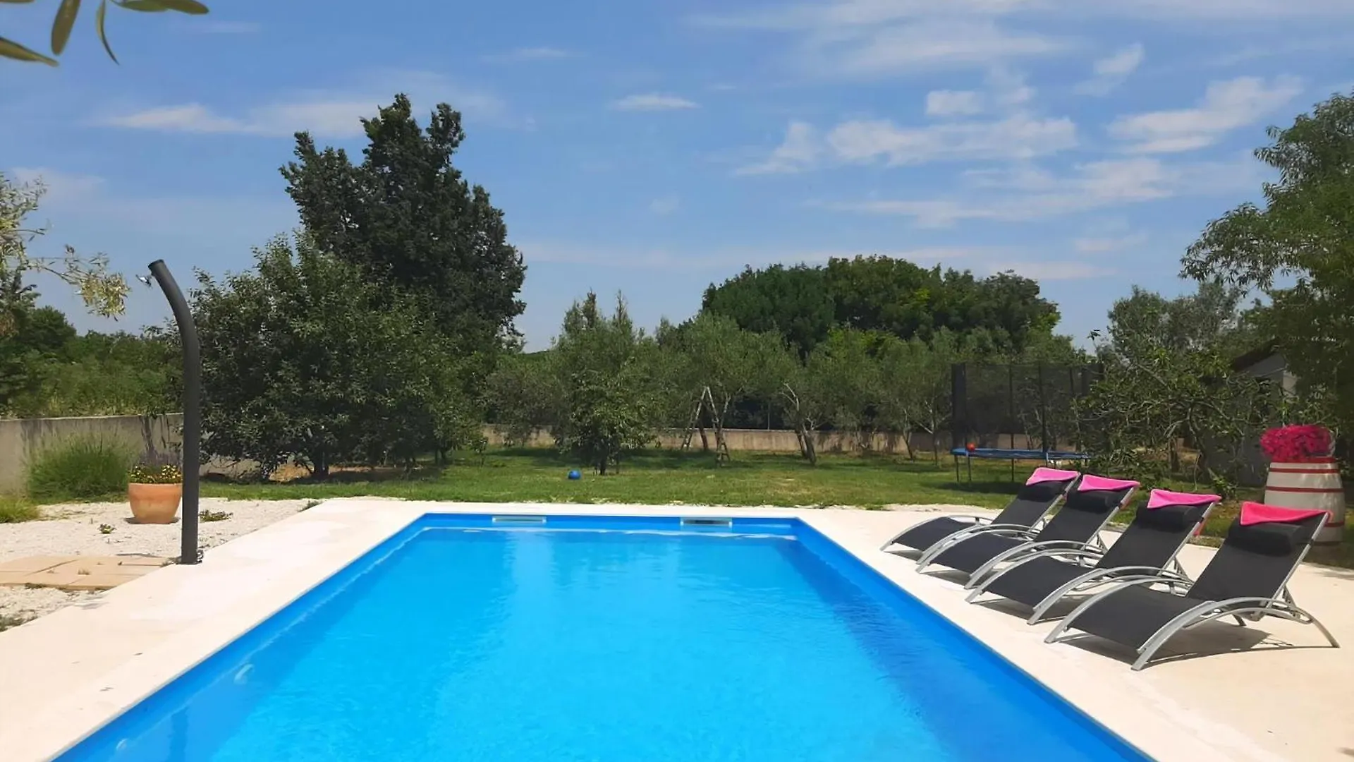 Holiday home Ferienhaus Aqua Mit Pool Jadreski Croatia